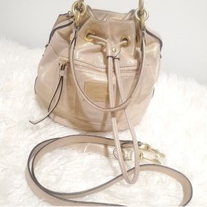 Gold shimmer coach poppy bucket purse 👜